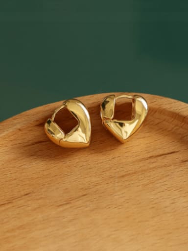 Brass  Smooth Heart Vintage Stud Earring