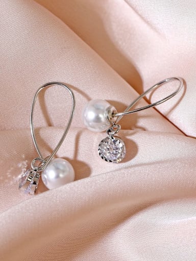 White K Brass Imitation Pearl Cross Minimalist Hook Earring