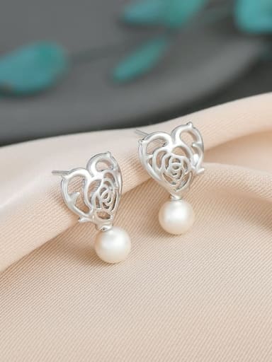 ED66096 Brass Imitation Pearl Flower Dainty Stud Earring
