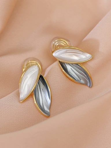Brass Shell Leaf Trend Stud Earring