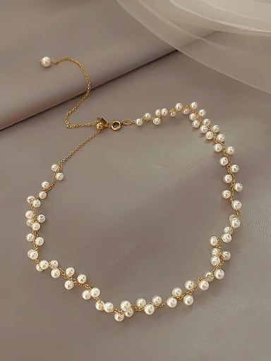 Zinc Alloy Imitation Pearl White Locket Classic Choker Necklace