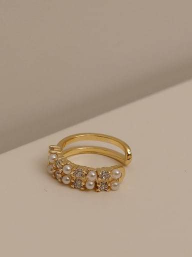 Brass Imitation Pearl Geometric Vintage Clip Trend Korean Fashion Earring (single)