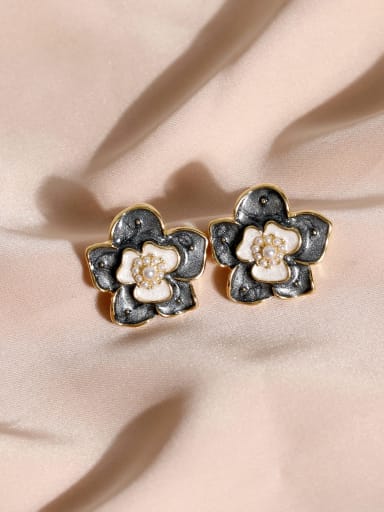 14k Gold dark grey Brass Imitation Pearl Enamel Flower Vintage Clip Earring