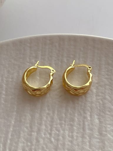Q16 Gold Brass Geometric Trend Stud Earring