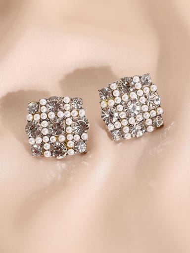 white K Brass Imitation Pearl Geometric Vintage Stud Earring