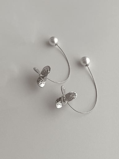 L 117 platinum Pearl Flower Earrings Brass Imitation Pearl Flower Hip Hop Hook Earring
