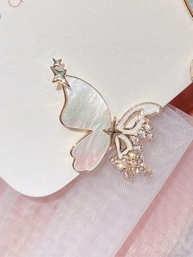 Ear clip Brass Shell Butterfly Dainty Stud Earring
