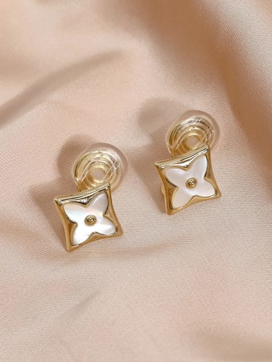Brass Shell Clover Cute Clip Earring