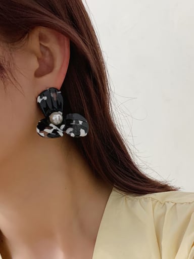 Alloy Resin Flower Vintage Exaggerated sense of design Drop Earring