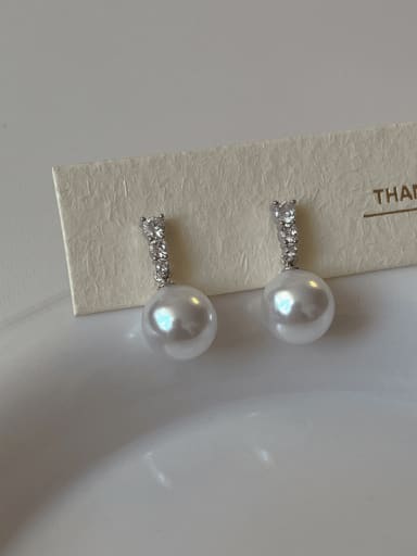 White pearl Brass Imitation Pearl Geometric Minimalist Drop Earring