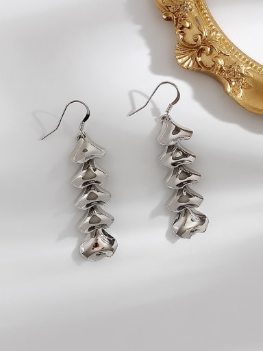 White K Copper  Exaggerated metal piece connecting Trend Korean Fashion Earrings Hook Trend Korean Fashion Earring