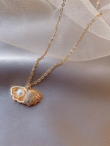 Zinc Alloy + Imitation Pearl Shell shape Trend Necklace