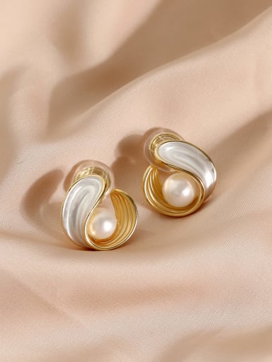 Brass Imitation Pearl Enamel Geometric Minimalist Clip Earring