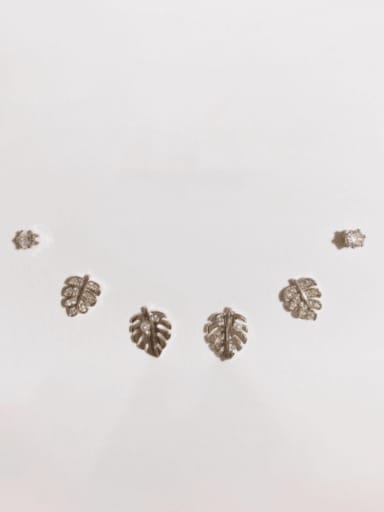 Brass Cubic Zirconia Trend Leaf  Set Stud Earring