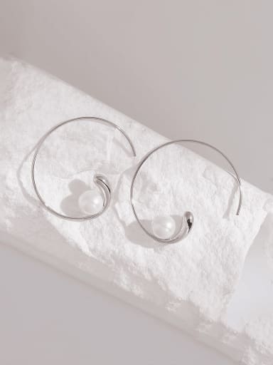 White k Brass Imitation Pearl Geometric Minimalist Hook Earring
