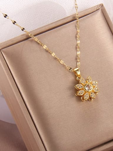 Brass Trend Cubic Zirconia  Can Rotary Flower Pendant Necklace