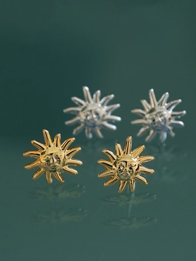 Brass Sun  Flower Vintage Stud Earring