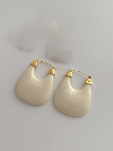 D202 off white Brass Resin Geometric Trend Huggie Earring