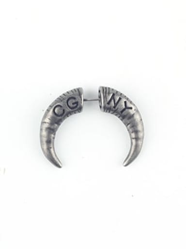 Ancient  ox horn Earrings (single) Titanium Steel Irregular Vintage Stud Earring (Single)