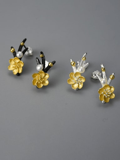 925 Sterling Silver Flower Artisan Stud Earring