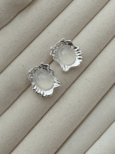 17ES41 white 925 Sterling Silver Carnelian Flower Vintage Stud Earring