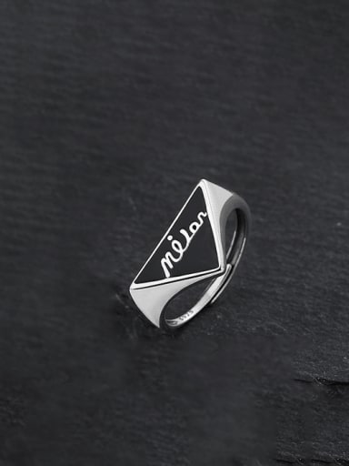 925 Sterling Silver Triangle Vintage Band Ring