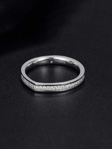 925 Sterling Silver Cubic Zirconia Irregular V Shape Minimalist Band Ring