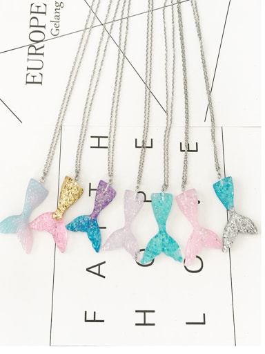 Resin Fish Cute Link Necklace Height: 45cm