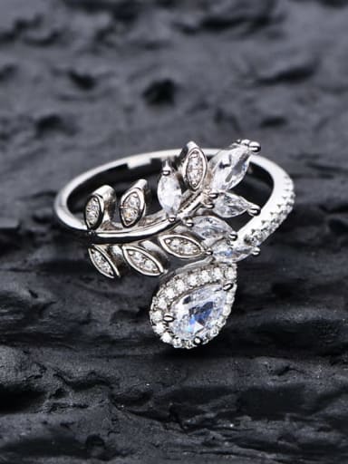 White 925 Sterling Silver Cubic Zirconia Leaf Luxury Band Ring