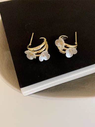 Alloy Shell Flower Dainty Stud Earring
