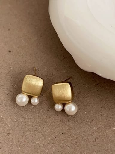Alloy Imitation Pearl Geometric Dainty Stud Earring