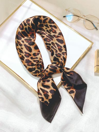 Women Spring Polyester Leopard Print 70*70cm Square Scarf