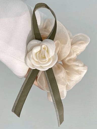 shining white Yarn Dainty camellia Hair Rope