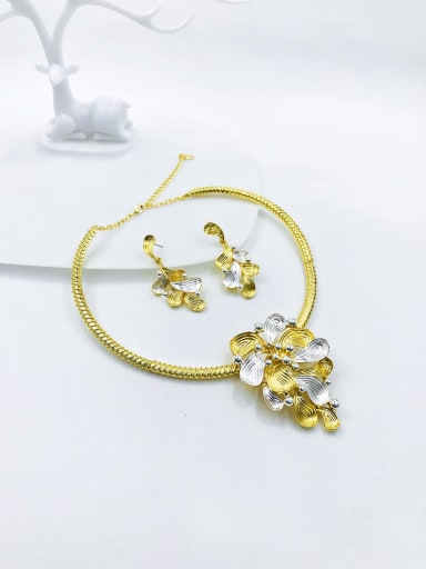 gold+imitation rhodium Zinc Alloy Luxury Flower Bead Silver Earring and Necklace Set