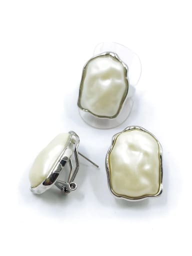 custom Trend Irregular Zinc Alloy Resin White Ring And Earring Set