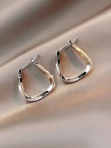 925 Sterling Silver Minimalist Huggie Earring