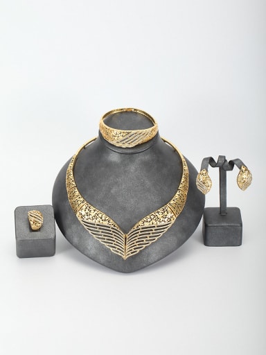 GODKI Luxury Women Wedding Dubai A Gold Plated Zinc Alloy Stylish Rhinestone 4 Pieces Set Of