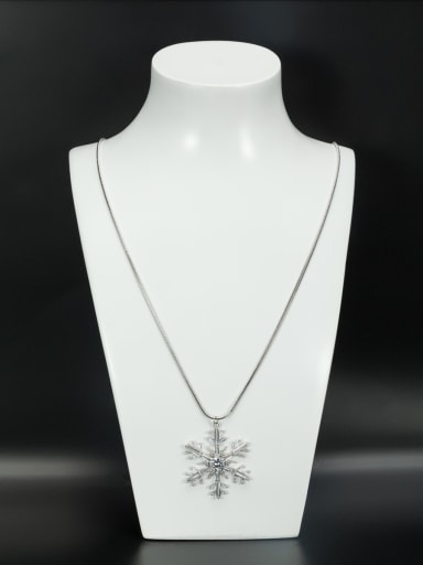 Platinum Plated Flower White Beautiful Necklace