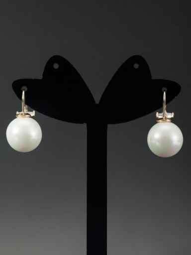 White Round Drop drop Earring with Gold Plated Pearl