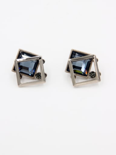A Gold Plated Stylish  austrian Crystals Studs stud Earring Of Geometric