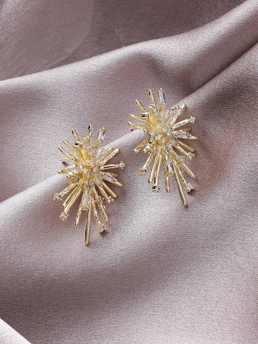 Main plan section Alloy With Gold Plated Trendy Flower Stud Earrings