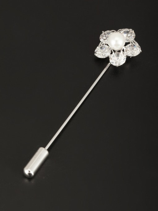LB RAIDER Model No XY09879 Platinum Plated Flower Pearl White Lapel Pins & Brooche 0
