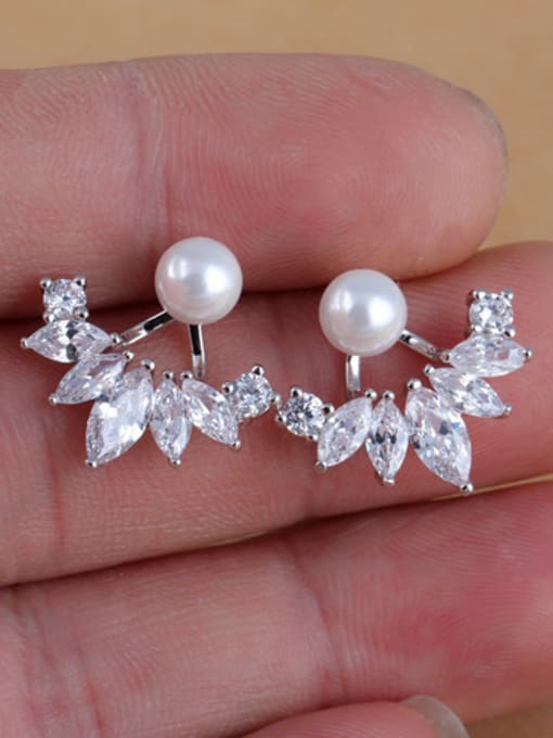 White Hanging Pearls , AAA Zircon Korean Temperament Stud Cluster earring