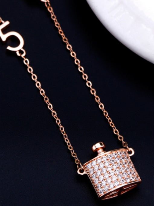 OUXI Luxury Perfume Bottle Shaped Zircon Sweater Necklace 2