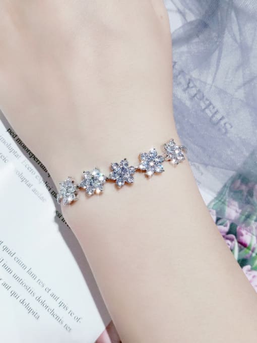Mo Hai Copper With Cubic Zirconia  Classic Flower Adjustable Bracelets 1