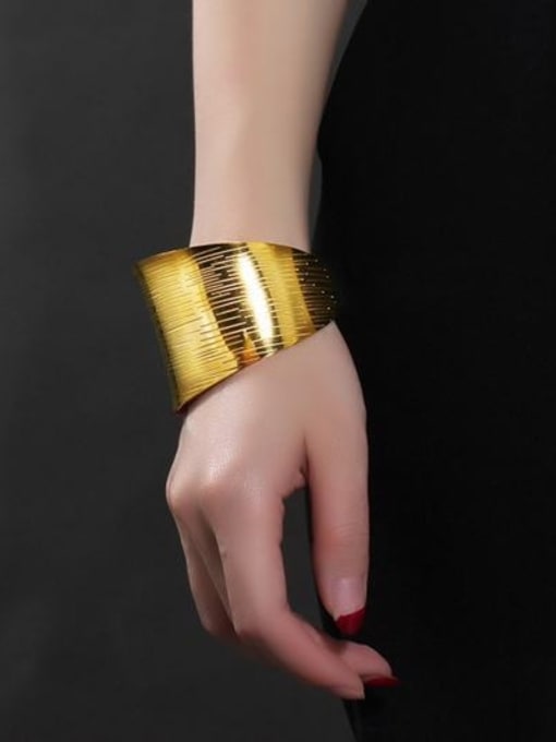Golden Luxury Gold Plated Open Design Titanium Bangle
