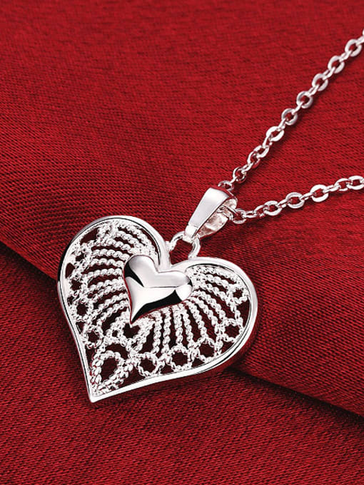 OUXI Simple Hollow Heart shaped Necklace 2
