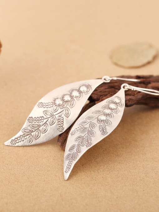 Peng Yuan Ethnic Leaf Handmade Silver hook earring 3