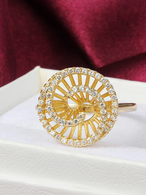 SANTIAGO Glittering 18K Gold Plated Round Zircon Ring 1