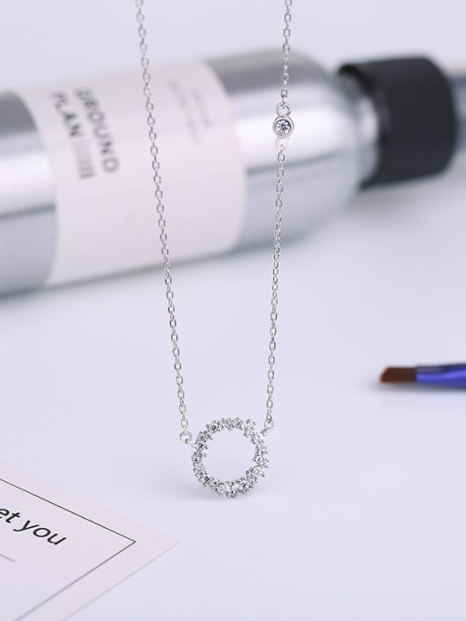 One Silver Women Round Shaped Necklace 4